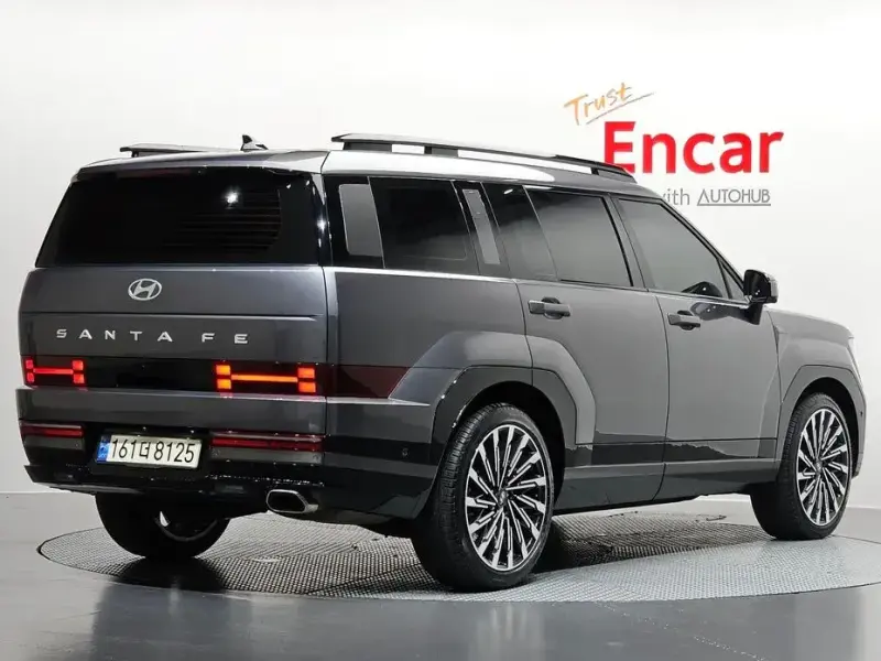 2023 Hyundai Santa Fe с пробегом 23 711 км