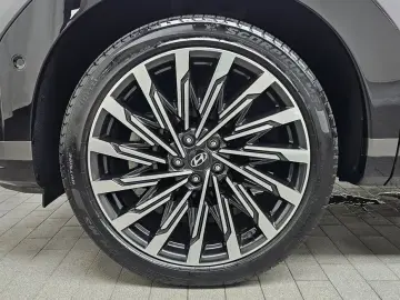 2023 Hyundai Santa Fe с пробегом 23 711 км
