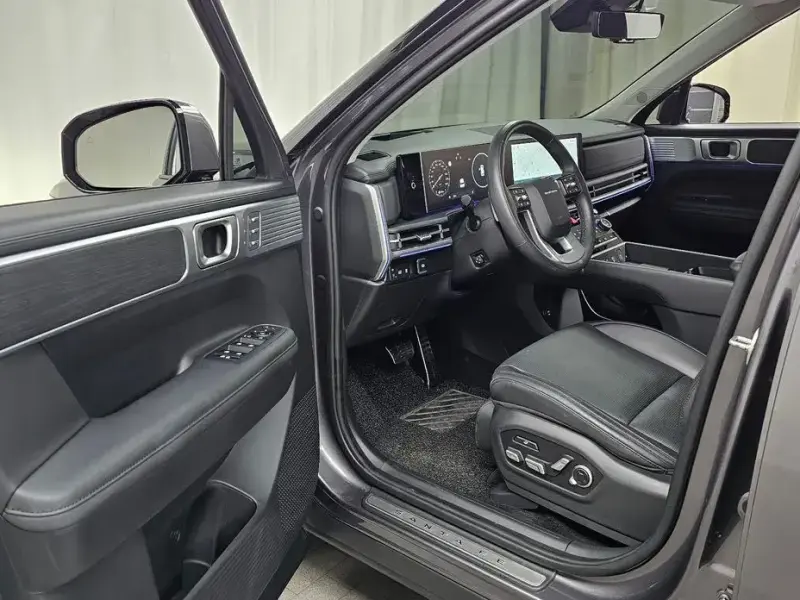 2023 Hyundai Santa Fe с пробегом 23 711 км