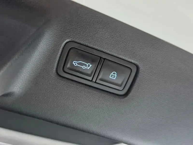 2023 Hyundai Santa Fe с пробегом 24 544 км