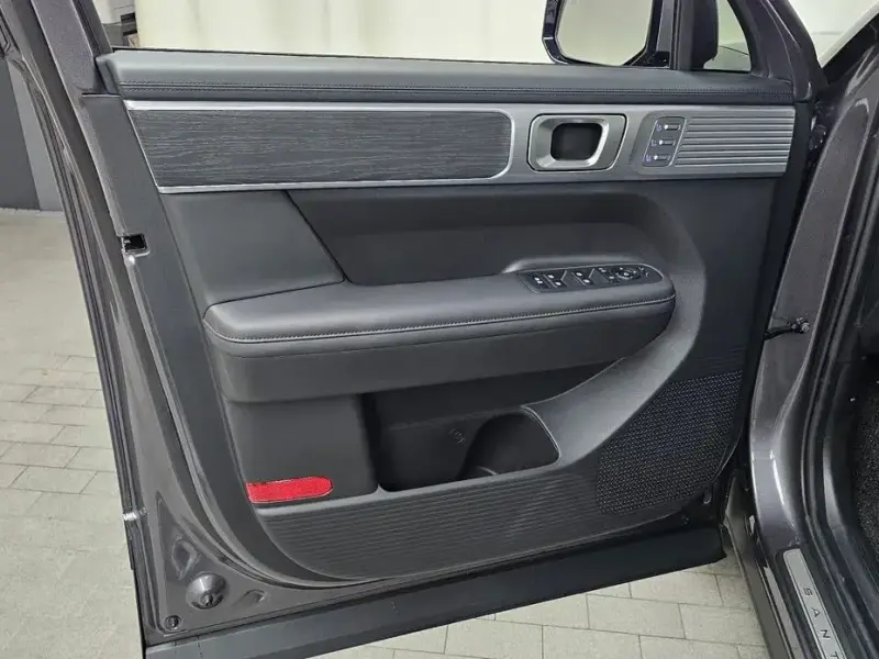 2023 Hyundai Santa Fe с пробегом 23 711 км