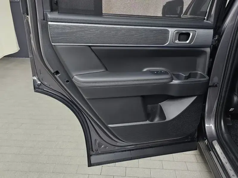 2023 Hyundai Santa Fe с пробегом 23 711 км