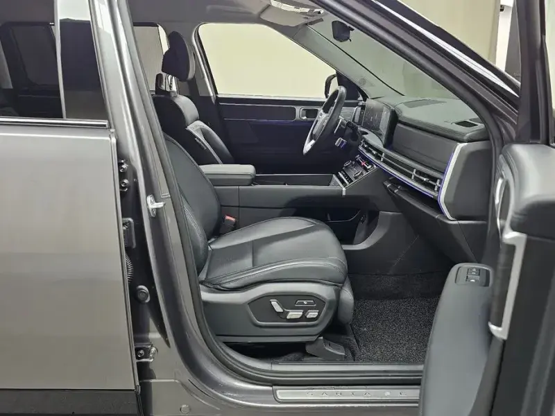 2023 Hyundai Santa Fe с пробегом 23 711 км