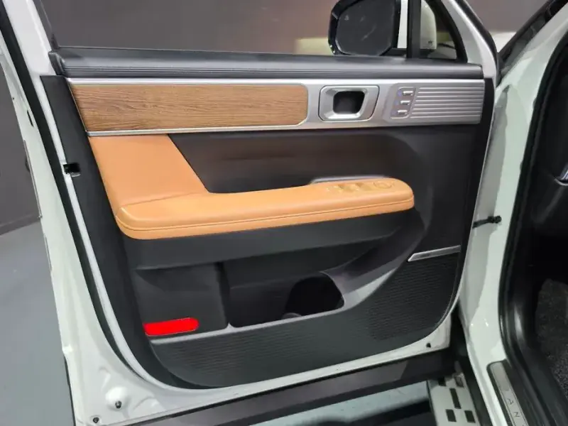 2023 Hyundai Santa Fe с пробегом 24 544 км