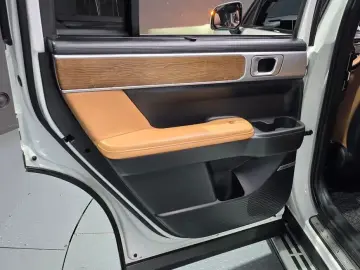 2023 Hyundai Santa Fe с пробегом 24 544 км