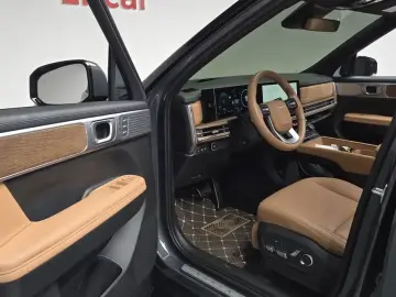 2026 Hyundai Santa Fe с пробегом 5 983 км