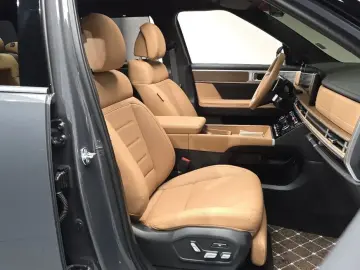 2026 Hyundai Santa Fe с пробегом 5 983 км