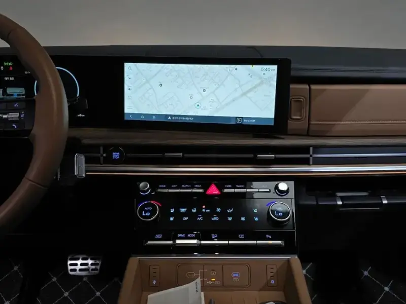 2026 Hyundai Santa Fe с пробегом 5 983 км