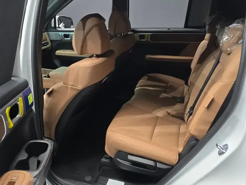2026 Hyundai Santa Fe с пробегом 1 837 км