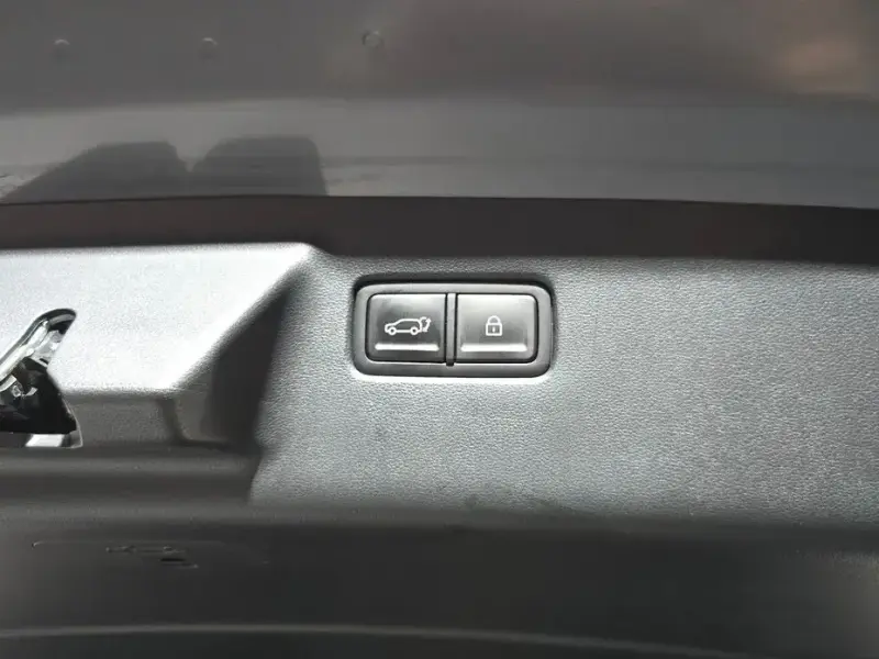 2026 Hyundai Santa Fe с пробегом 5 983 км