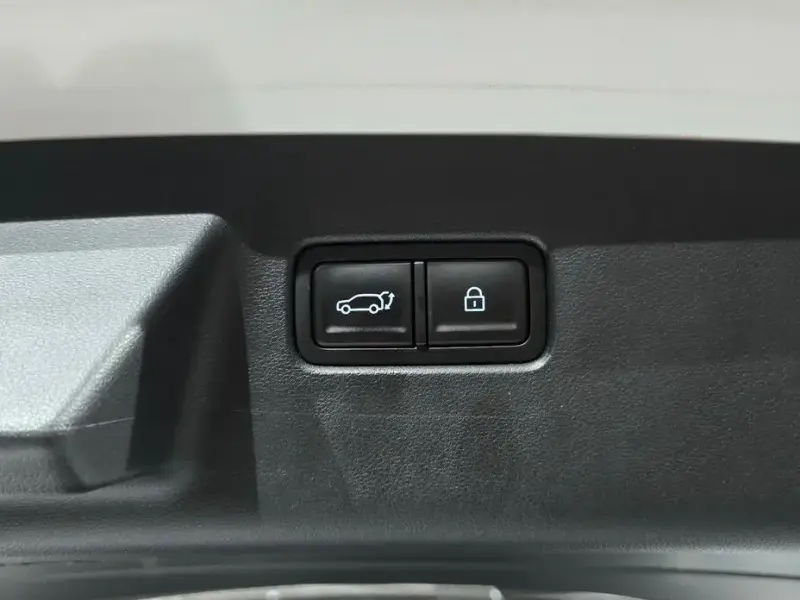 2026 Hyundai Santa Fe с пробегом 1 837 км