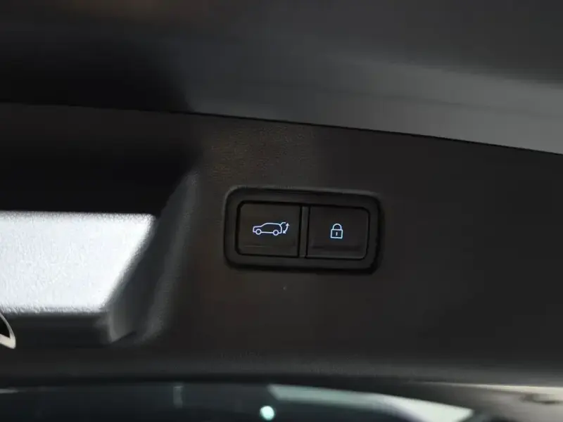 2024 Hyundai Santa Fe с пробегом 13 417 км