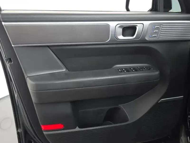 2024 Hyundai Santa Fe с пробегом 13 417 км