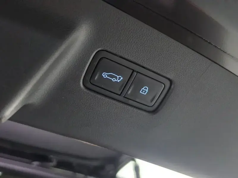 2024 Hyundai Santa Fe с пробегом 21 179 км