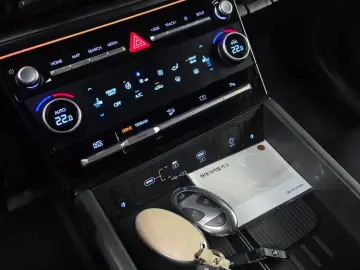 2024 Hyundai Santa Fe с пробегом 21 179 км