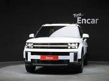 2025 Hyundai Santa Fe с пробегом 12 582 км