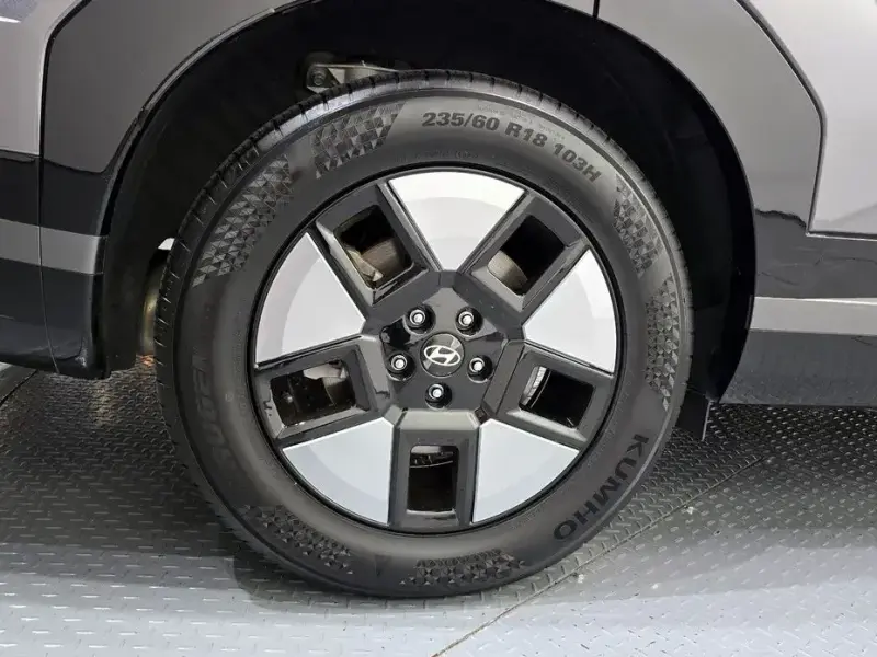 2023 Hyundai Santa Fe с пробегом 21 239 км