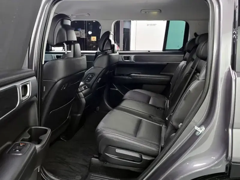 2023 Hyundai Santa Fe с пробегом 21 239 км