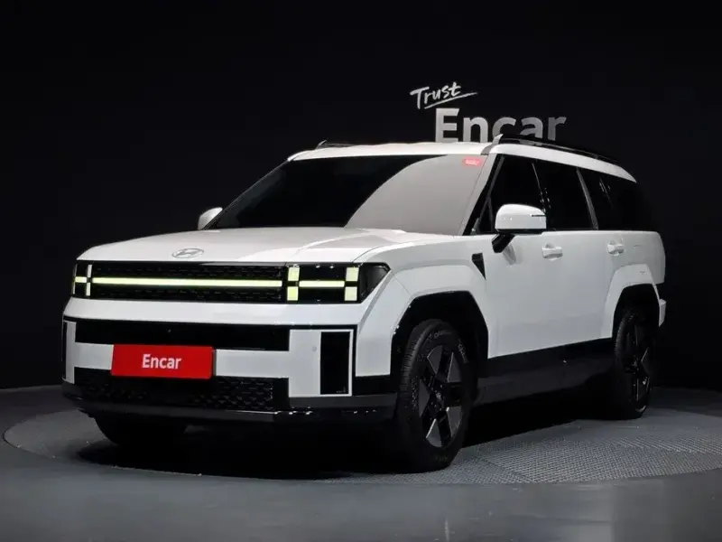2023 Hyundai Santa Fe с пробегом 18 247 км