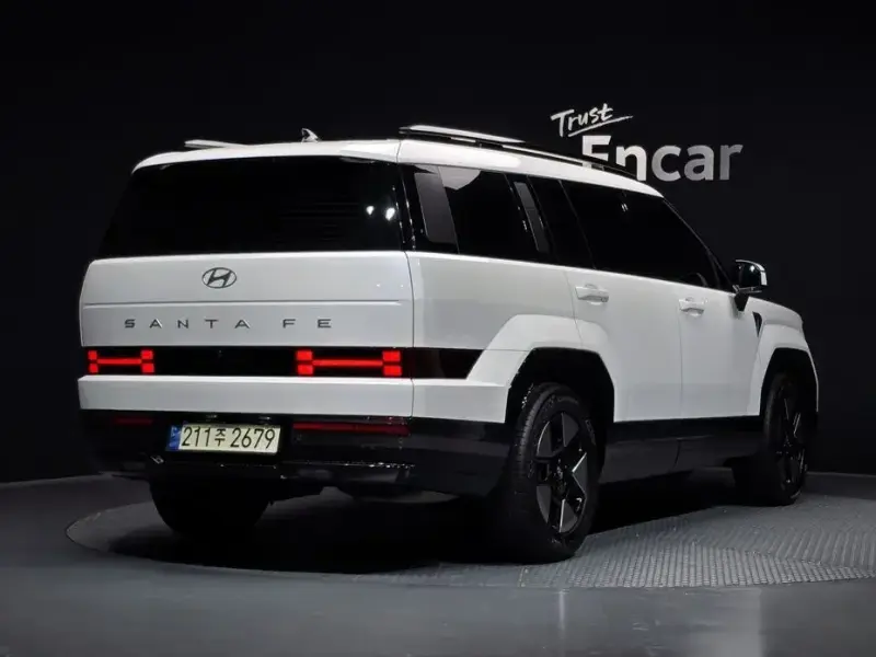 2023 Hyundai Santa Fe с пробегом 18 247 км