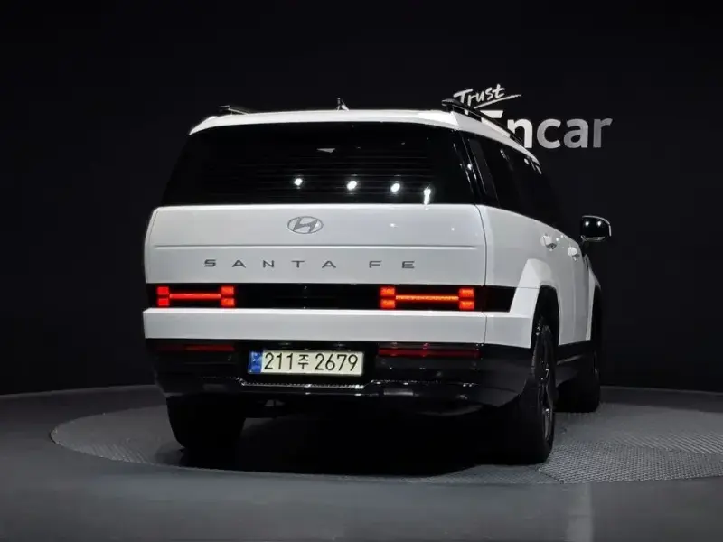 2023 Hyundai Santa Fe с пробегом 18 247 км