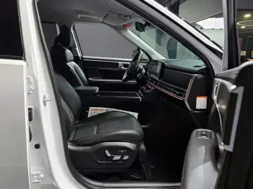 2023 Hyundai Santa Fe с пробегом 18 247 км