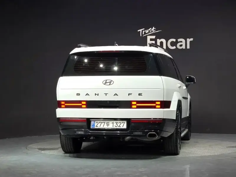 2023 Hyundai Santa Fe с пробегом 23 005 км