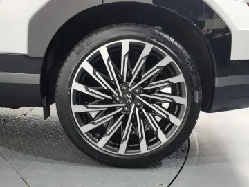 2023 Hyundai Santa Fe с пробегом 52 738 км