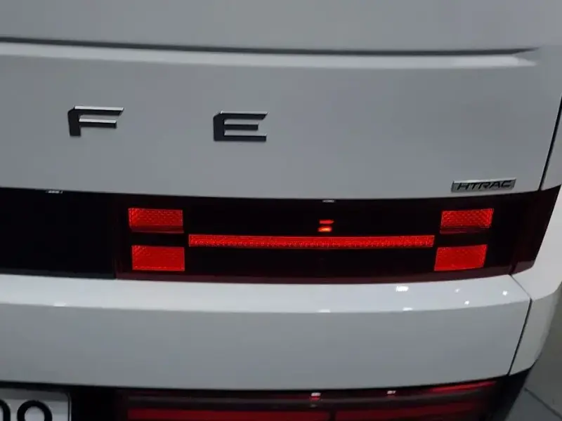 2023 Hyundai Santa Fe с пробегом 52 738 км