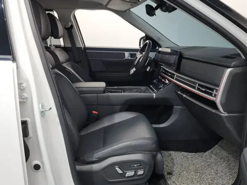 2023 Hyundai Santa Fe с пробегом 52 738 км