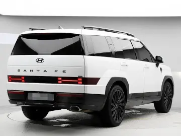 2023 Hyundai Santa Fe с пробегом 28 352 км