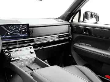 2023 Hyundai Santa Fe с пробегом 28 352 км