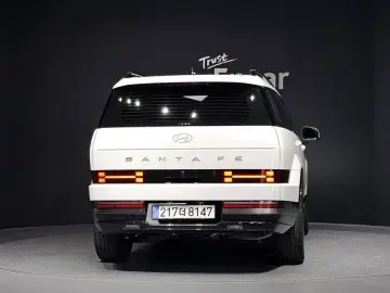 2025 Hyundai Santa Fe с пробегом 13 363 км