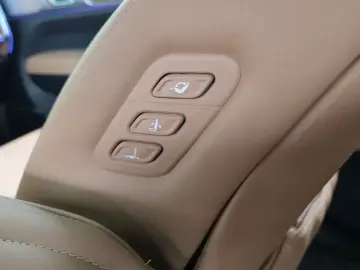 2025 Hyundai Santa Fe с пробегом 13 363 км
