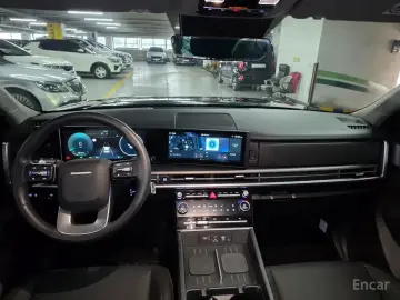 2026 Hyundai Santa Fe с пробегом 8 000 км