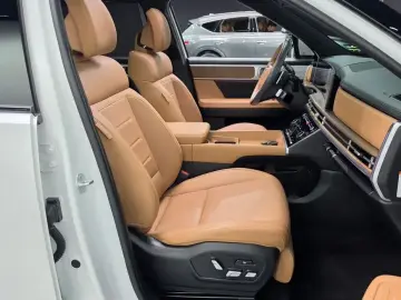2024 Hyundai Santa Fe с пробегом 31 309 км