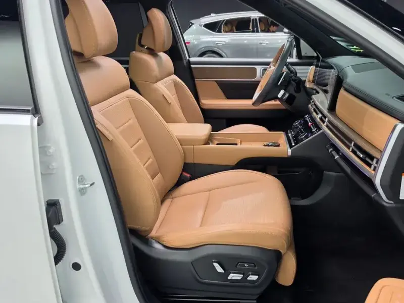 2024 Hyundai Santa Fe с пробегом 31 309 км