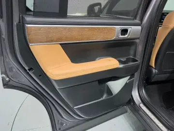 2024 Hyundai Santa Fe с пробегом 48 964 км
