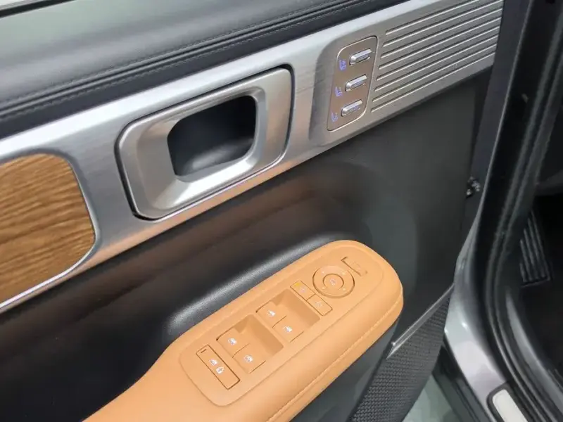 2024 Hyundai Santa Fe с пробегом 48 964 км
