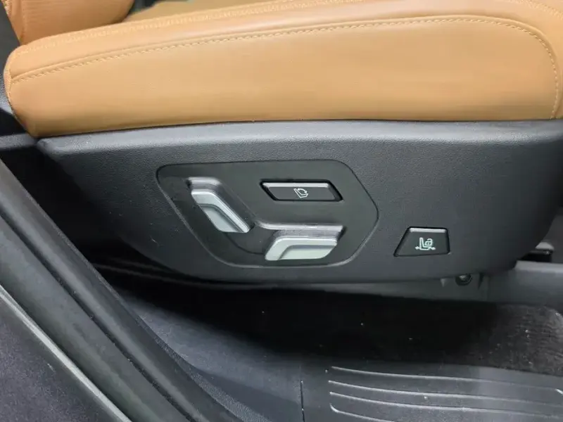 2024 Hyundai Santa Fe с пробегом 48 964 км