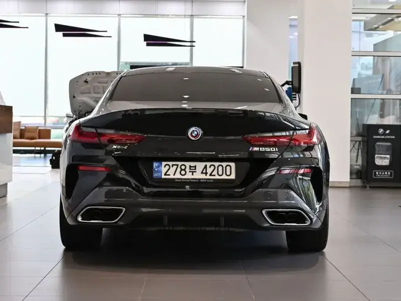 2022 BMW 8 серии с пробегом 63 383 км