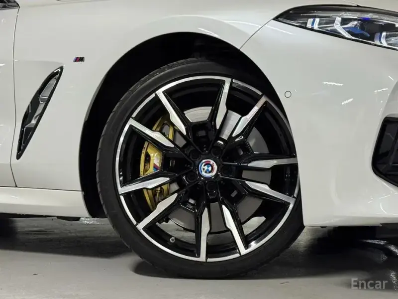 2023 BMW 8 серии с пробегом 38 393 км