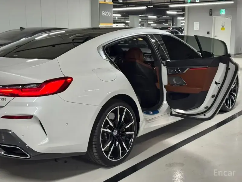 2023 BMW 8 серии с пробегом 38 393 км