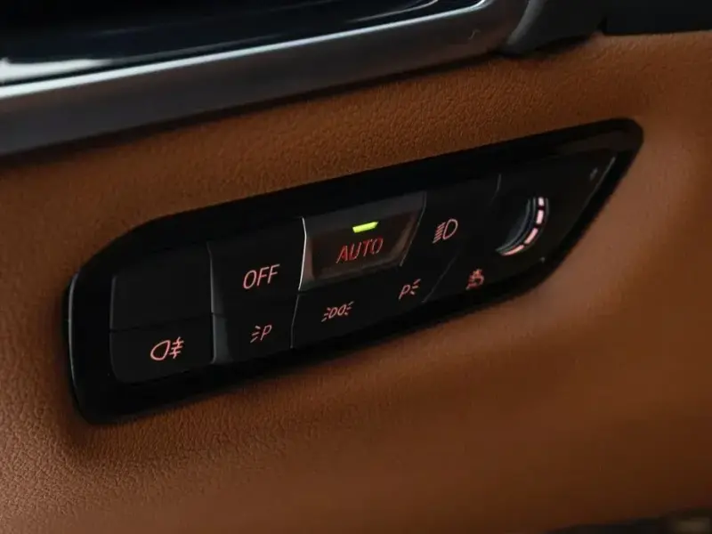 2023 BMW 8 серии с пробегом 40 900 км
