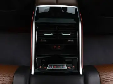 2023 BMW 8 серии с пробегом 40 900 км