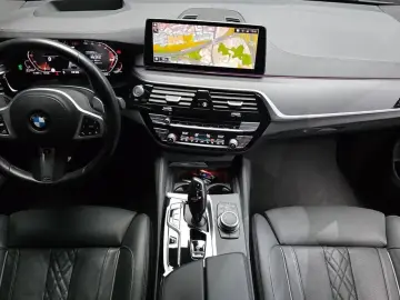 2022 BMW 6 серии с пробегом 82 239 км