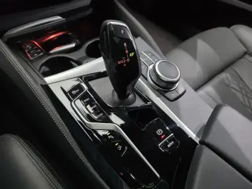 2022 BMW 6 серии с пробегом 82 239 км