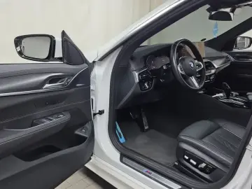 2022 BMW 6 серии с пробегом 60 481 км