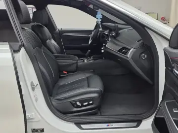 2022 BMW 6 серии с пробегом 60 481 км