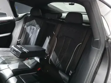 2022 BMW 6 серии с пробегом 82 239 км